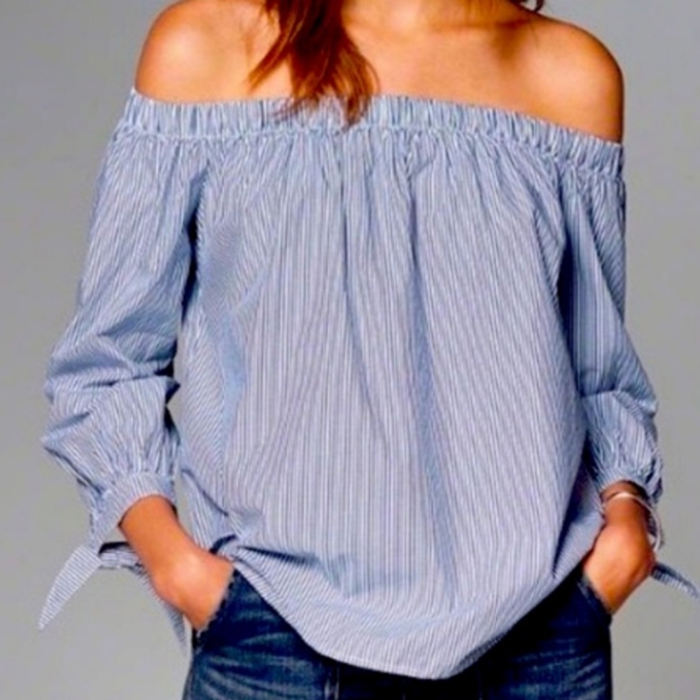 Abercrombie & Fitch Cotton Off-Shoulder Blue White Stripes Top, Size M